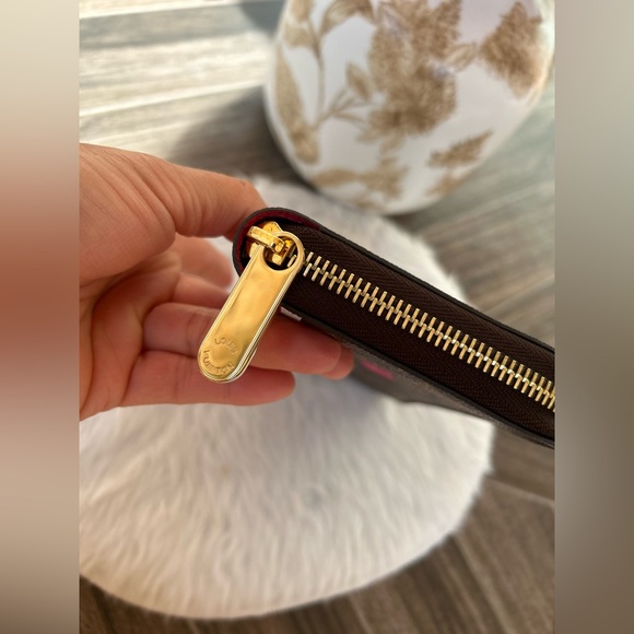 Limited Edition Monogram Illustre Zippy Wallet - Picture 4 of 16